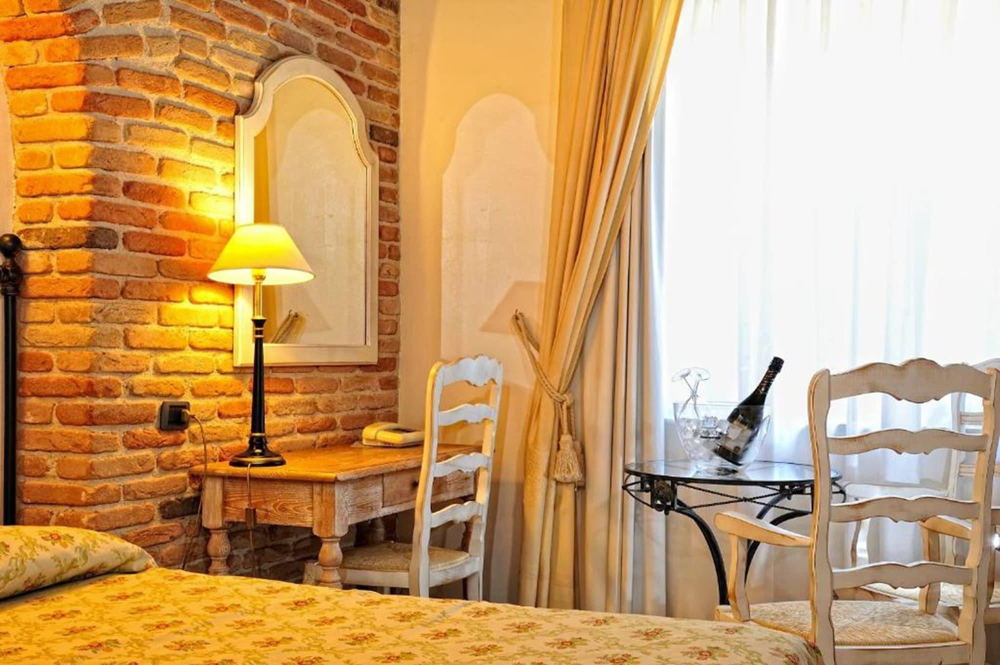 Hotel La Bitta - Bovis Hotels Àrbatax Dış mekan fotoğraf